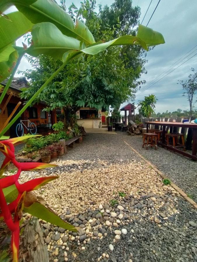 Rim Than View Resort Ubon Ratchathani Bagian luar foto